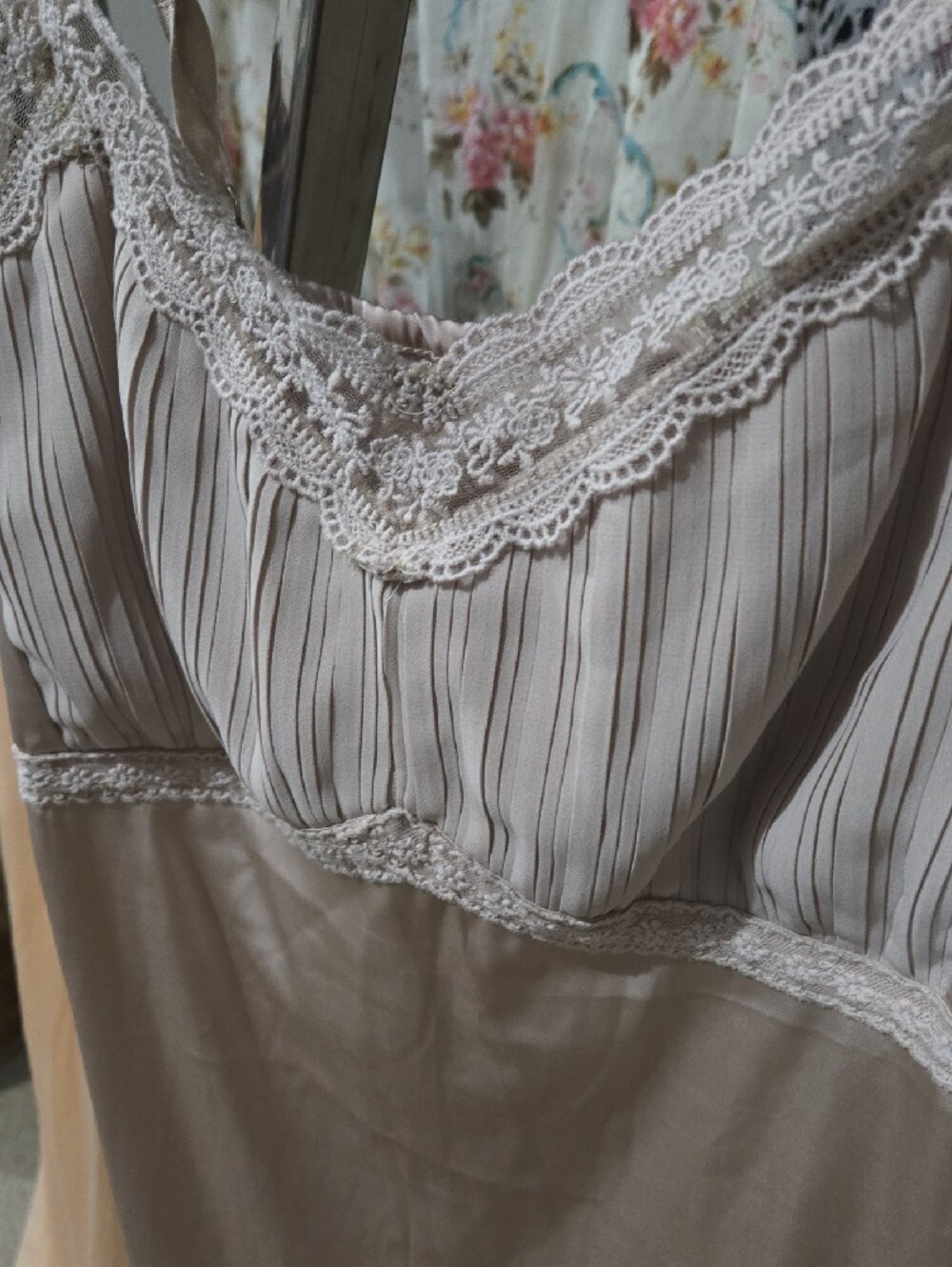 Lot Of 3 Vintage Slips - Picture 3 of 7